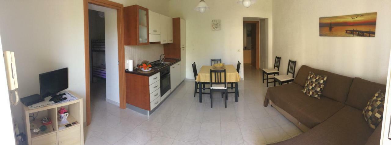 פאטי Casa Vacanze Il Gelsomino מראה חיצוני תמונה